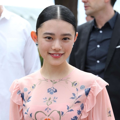 Hana Sugisaki Autograph Profile