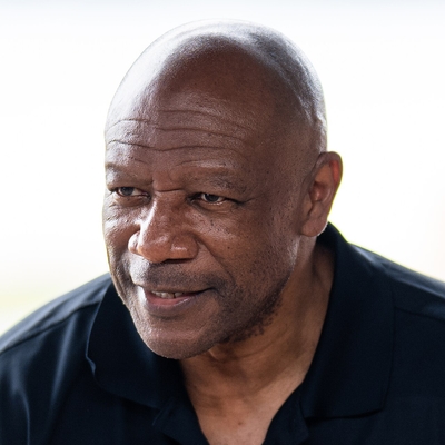 Hanford Dixon Autograph Profile