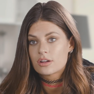 Hannah Stocking Autograph Profile