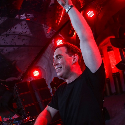Hardwell Autograph Profile
