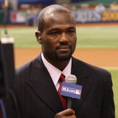Harold Reynolds Autograph Profile