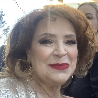 Harriet Thorpe Autograph Profile