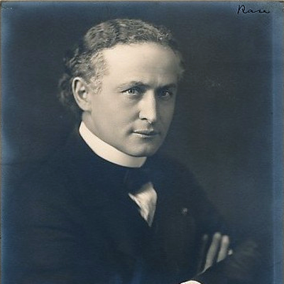 Harry Houdini Autograph Profile