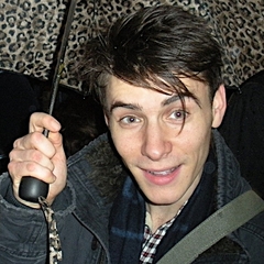 Harry Lloyd