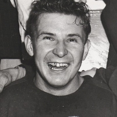 Harry Lumley