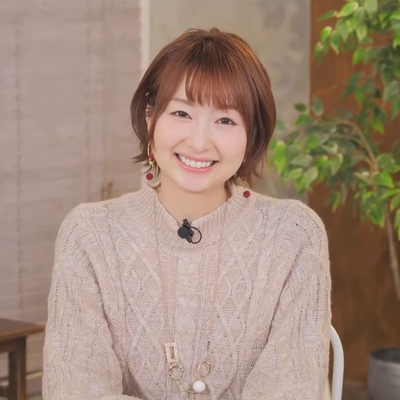 Haruka Tomatsu Autograph Profile