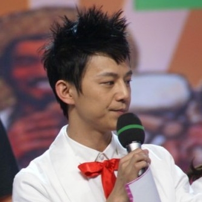 He Jiong Autograph Profile
