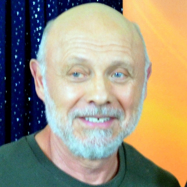 Hector Elizondo
