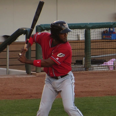 Hector Gomez Autograph Profile