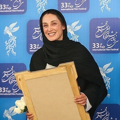 Hedieh Tehrani Autograph Profile