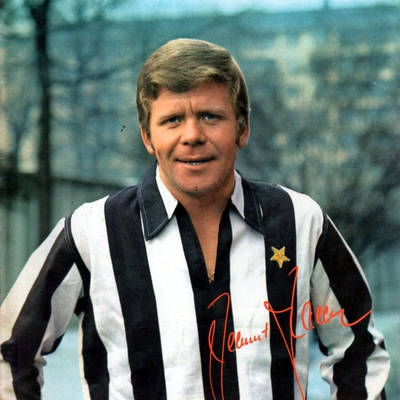 Helmut Haller Autograph Profile