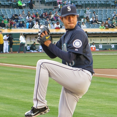 Hisashi Iwakuma Autograph Profile