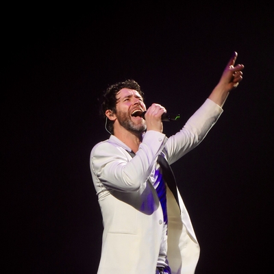 Howard Donald Autograph Profile