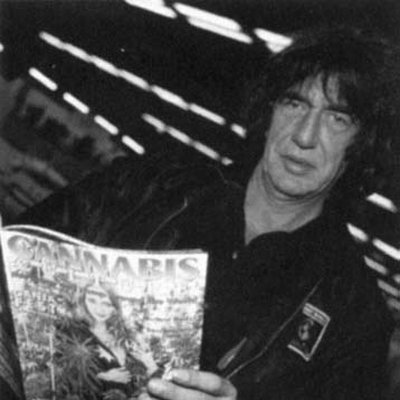 Howard Marks Autograph Profile