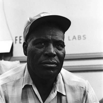 Howlin' Wolf Autograph Profile