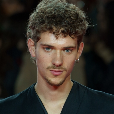 Hugo Welzel Autograph Profile