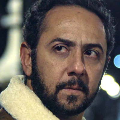 Humberto Busto Autograph Profile