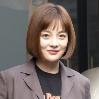 Hwang Bo-ra Autograph Profile