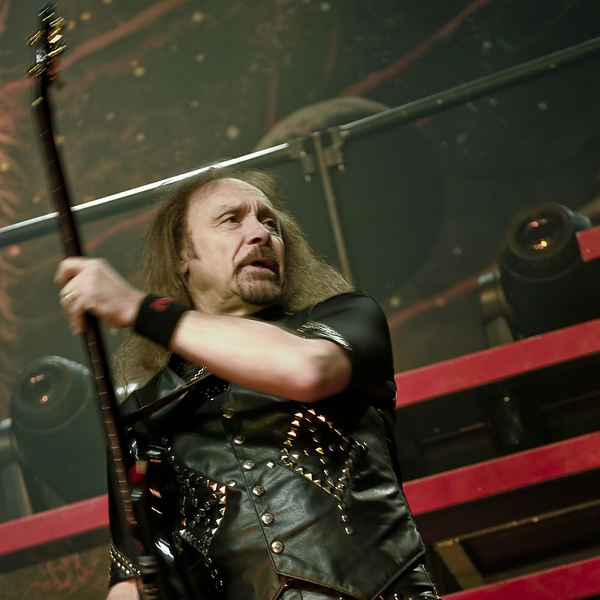 Ian Hill