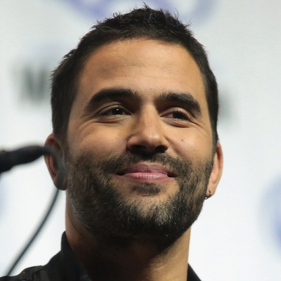 Ignacio Serricchio Autograph Profile