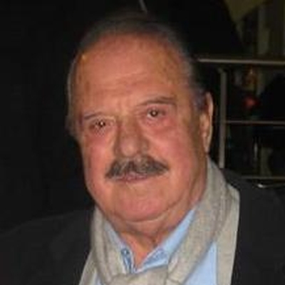 İlhan Cavcav Autograph Profile