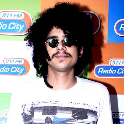 Imaad Shah Autograph Profile