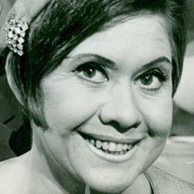 Inga Gill Autograph Profile