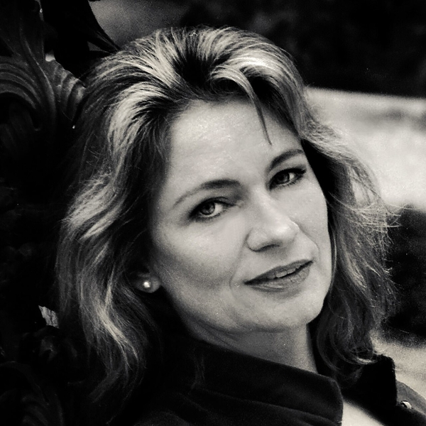 Irén Bordán