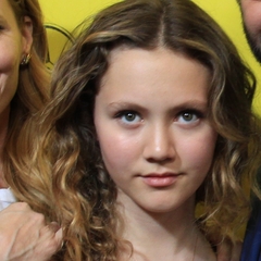 Iris Apatow