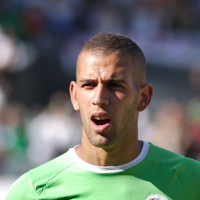 Islam Slimani Autograph Profile