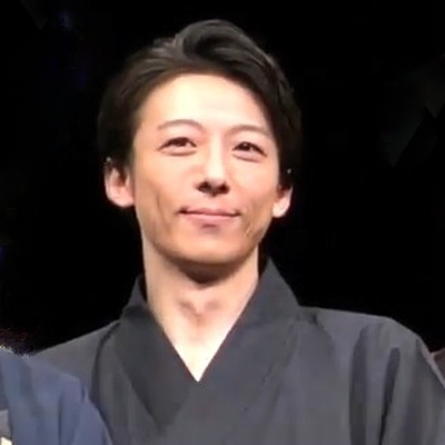 Issey Takahashi Autograph Profile