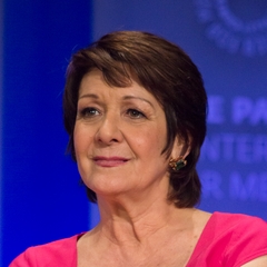 Ivonne Coll
