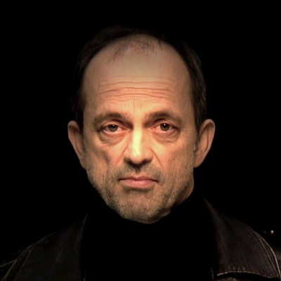 Jacek Koman Autograph Profile