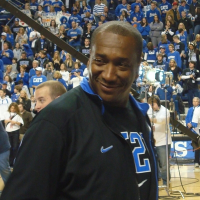 Jack Givens Autograph Profile