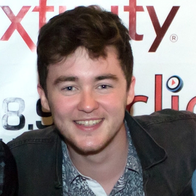 Jake Roche Autograph Profile