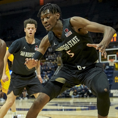 Jalen McDaniels Autograph Profile