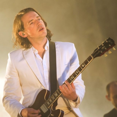 Jamie Cook Autograph Profile