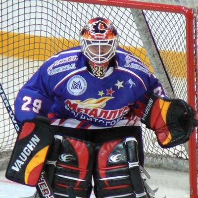 Jamie McLennan Autograph Profile