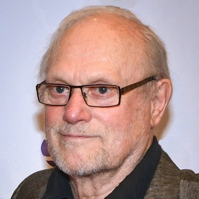 Jan Troell Autograph Profile