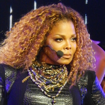 Janet Jackson Autograph Profile