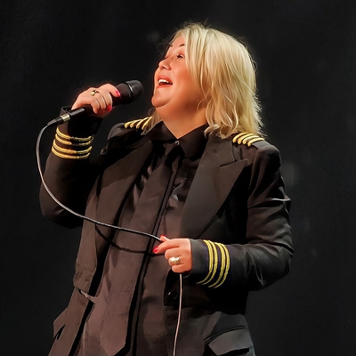 Jann Arden Autograph Profile