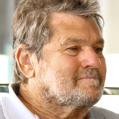 Jann Wenner Autograph Profile