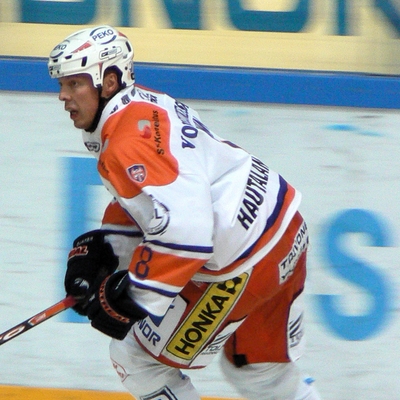 Janne Ojanen Autograph Profile
