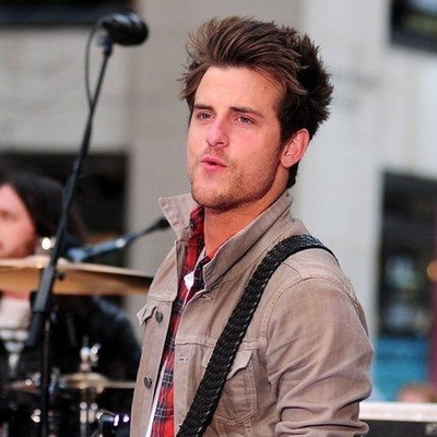 Jared Followill Autograph Profile