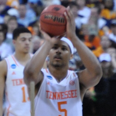 Jarnell Stokes Autograph Profile