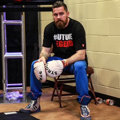 Jason Strout Autograph Profile