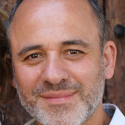 Javier Gutiérrez Autograph Profile