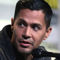 Jay Hernandez