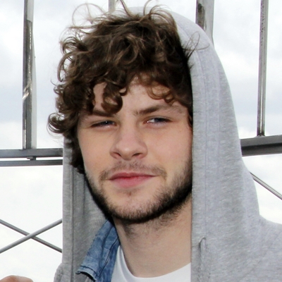 Jay McGuiness Autograph Profile