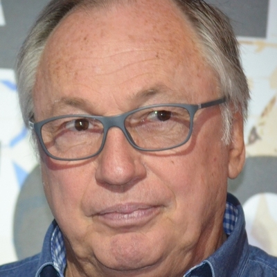 Jean-Louis Schlesser Autograph Profile